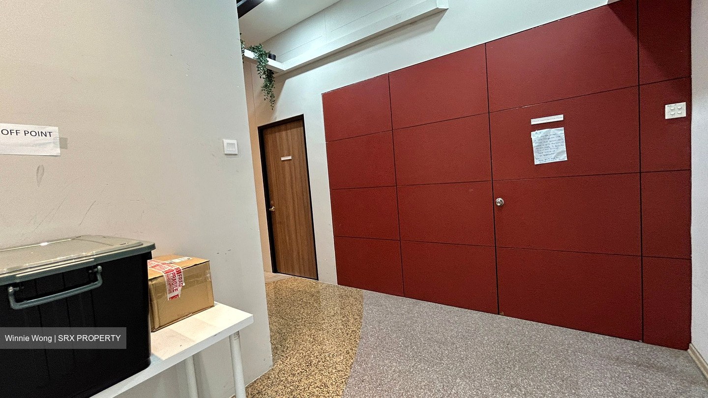 Unity Centre (D23), Office #544045291